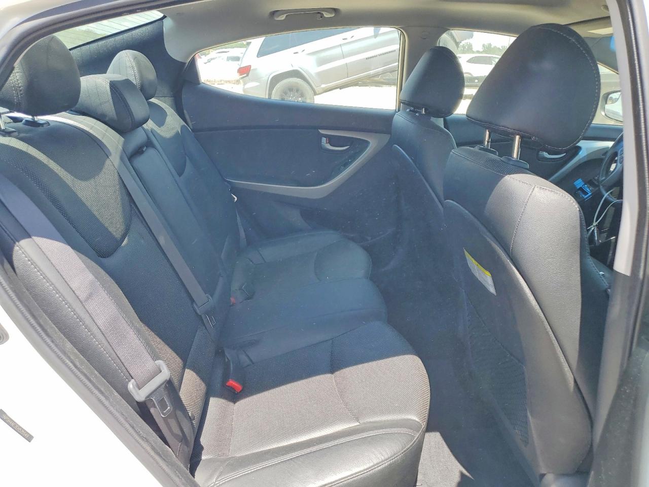 2014 Hyundai Elantra Limited White vin: 5NPDH4AE2EH525549