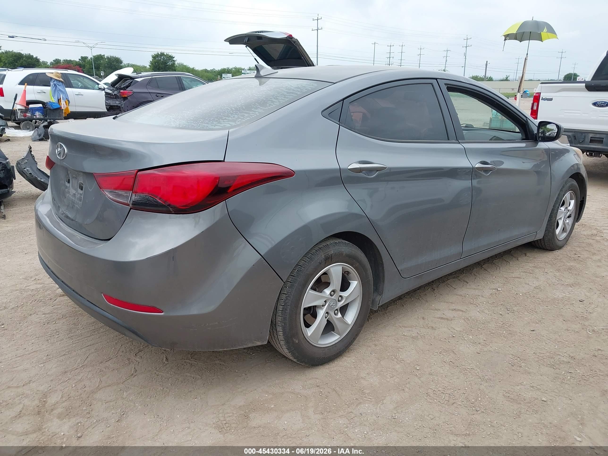 2014 Hyundai Elantra Se Gray vin: 5NPDH4AE2EH526068
