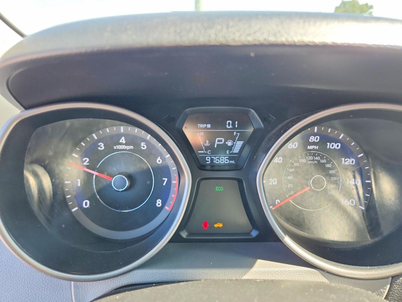 2014 Hyundai Elantra Se Red vin: 5NPDH4AE2EH534400