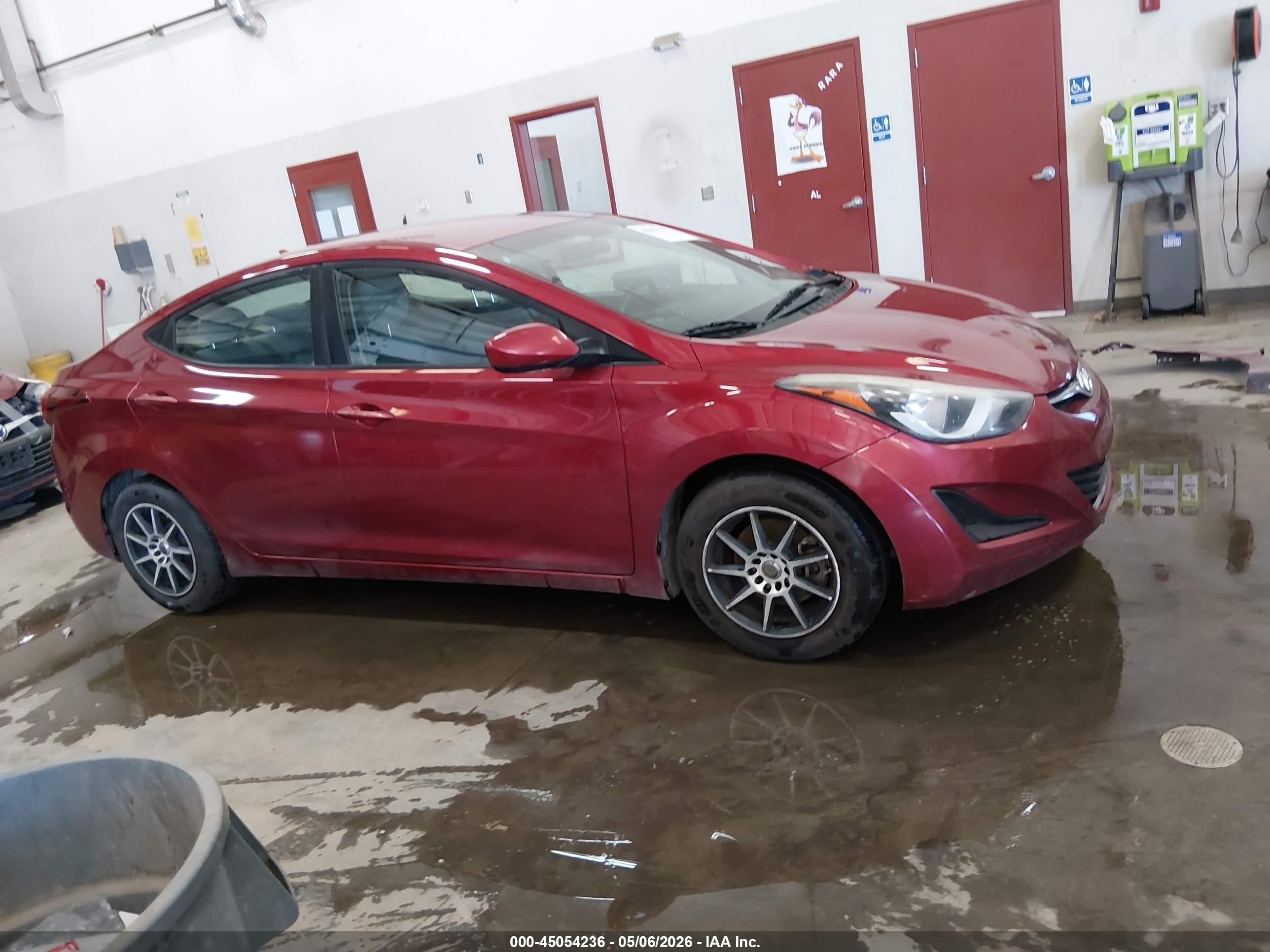 2014 Hyundai Elantra Se Maroon vin: 5NPDH4AE2EH536213