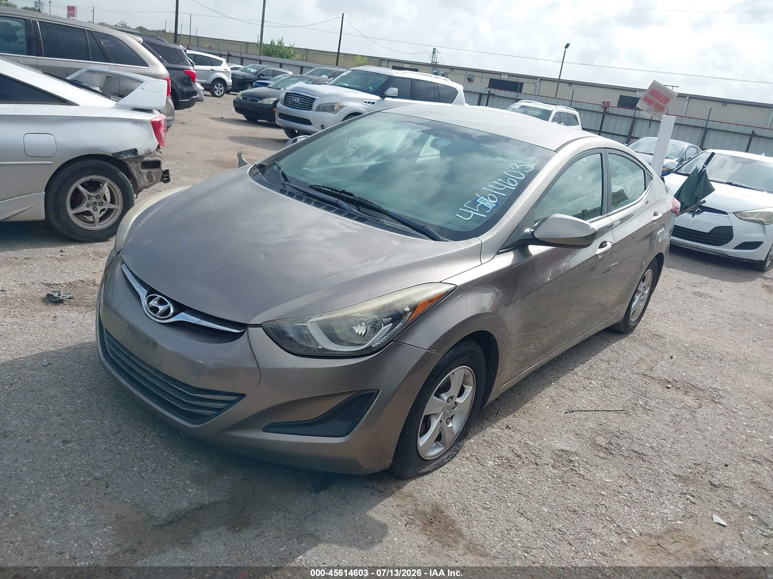 2014 Hyundai Elantra Se Beige vin: 5NPDH4AE2EH536745