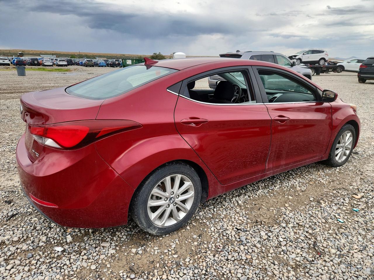 2015 Hyundai Elantra Se Красный vin: 5NPDH4AE2FH548458