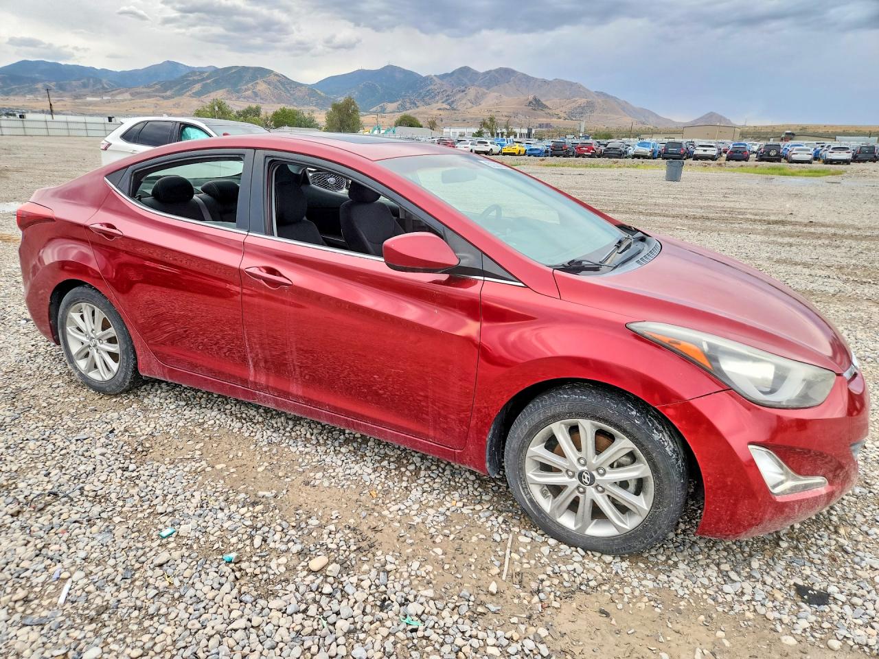 2015 Hyundai Elantra Se Красный vin: 5NPDH4AE2FH548458