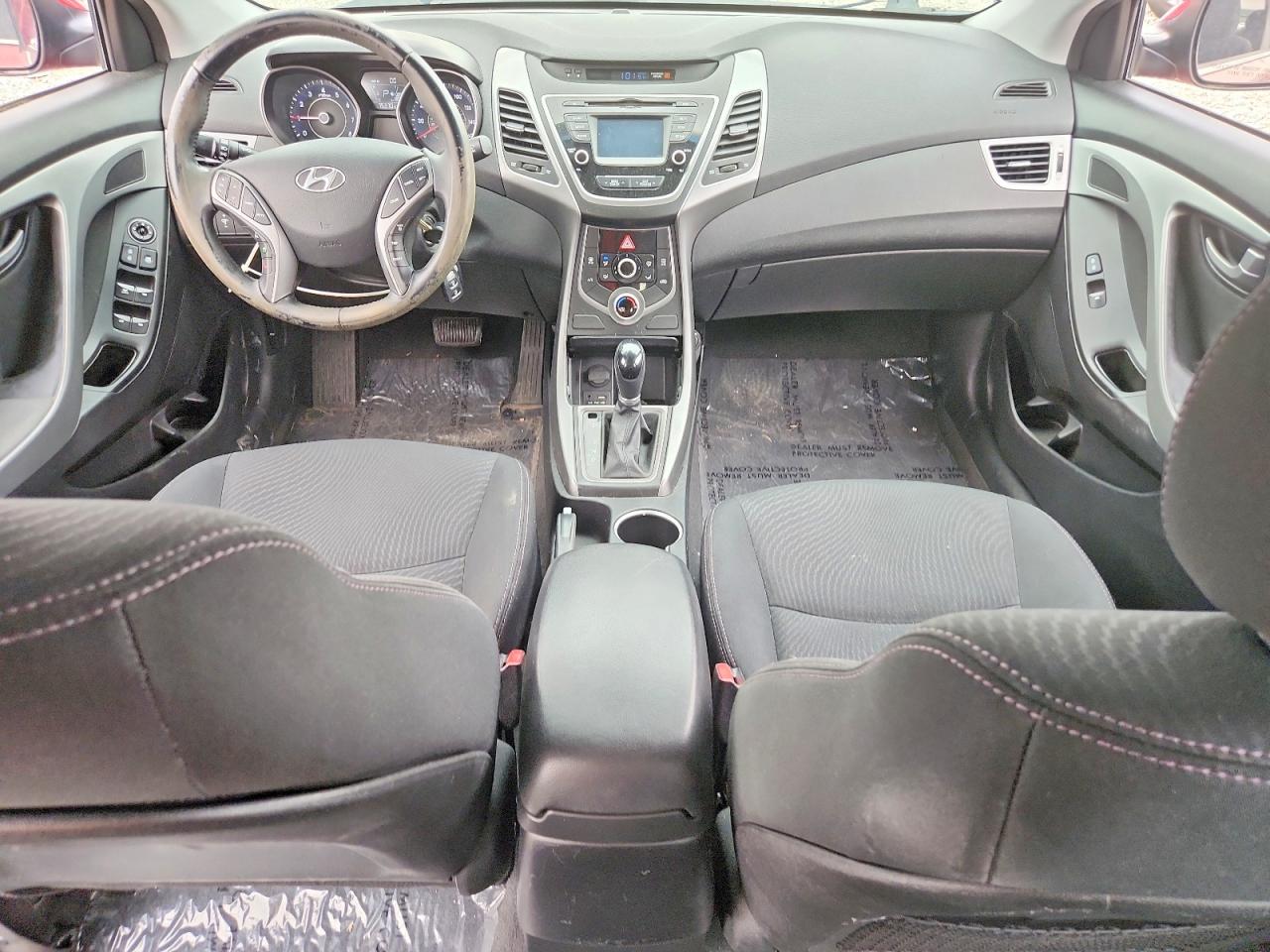 2015 Hyundai Elantra Se Красный vin: 5NPDH4AE2FH548458