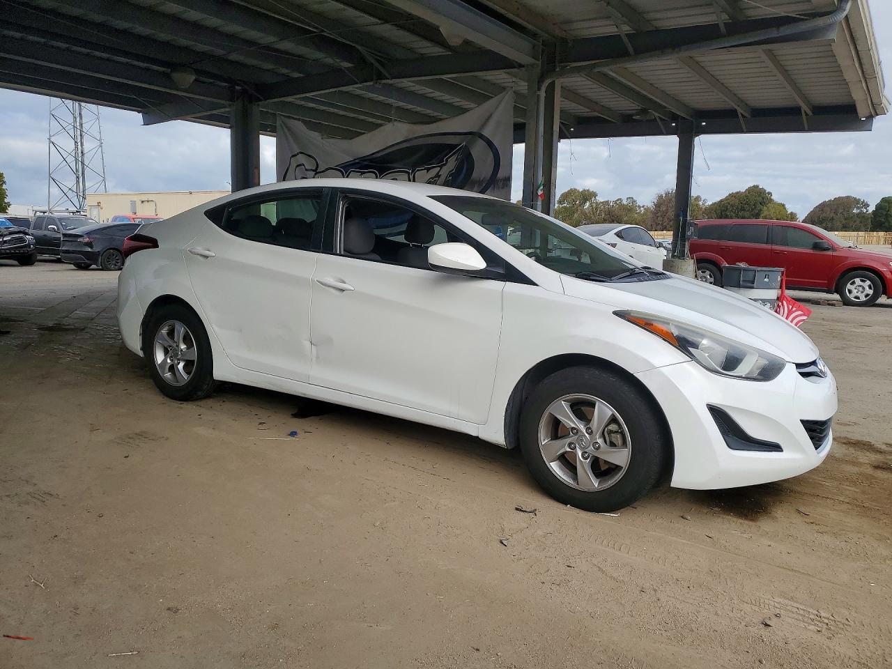 2015 Hyundai Elantra Se White vin: 5NPDH4AE2FH548864