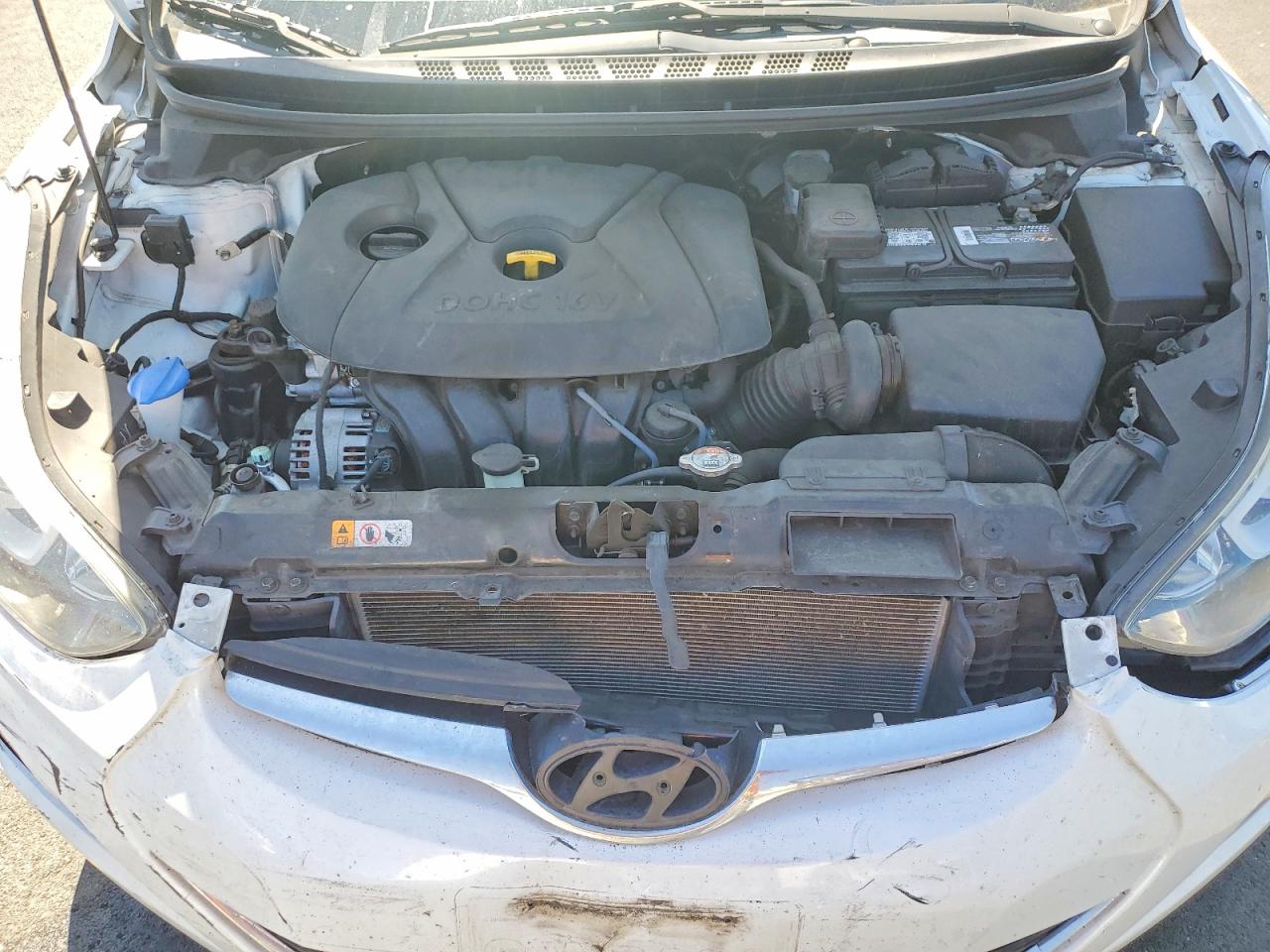 2015 Hyundai Elantra Se Белый vin: 5NPDH4AE2FH550095