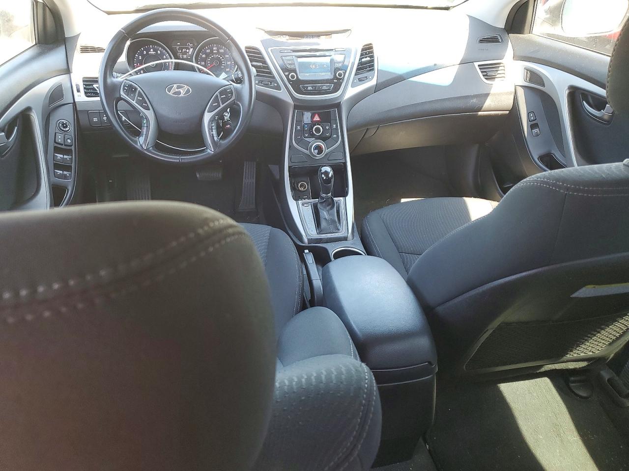 2015 Hyundai Elantra Se Белый vin: 5NPDH4AE2FH550095