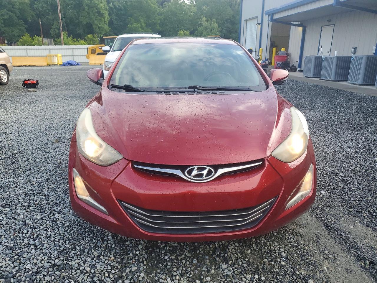 2015 Hyundai Elantra Limited Красный vin: 5NPDH4AE2FH550811