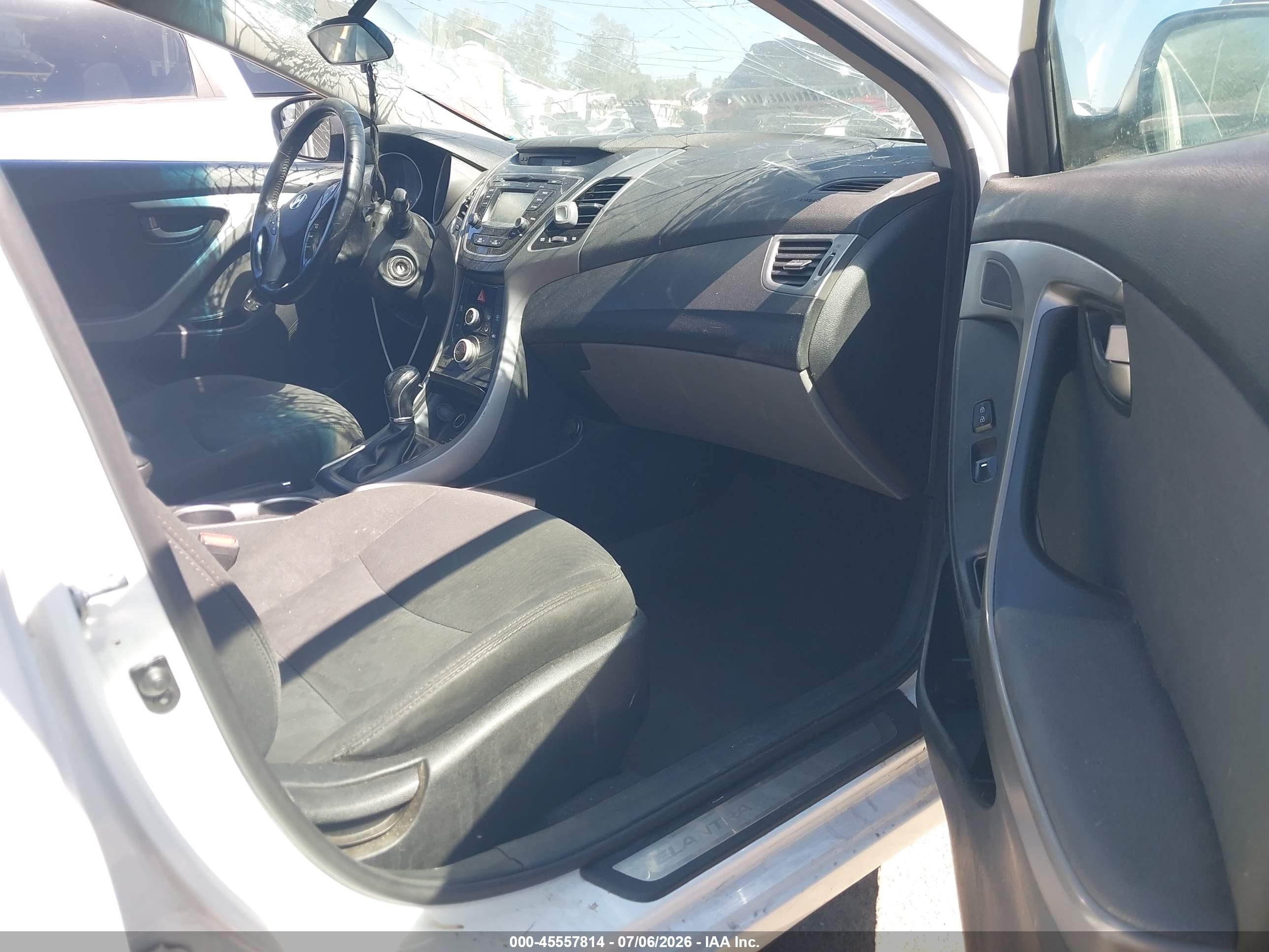 2015 Hyundai Elantra Se White vin: 5NPDH4AE2FH554177