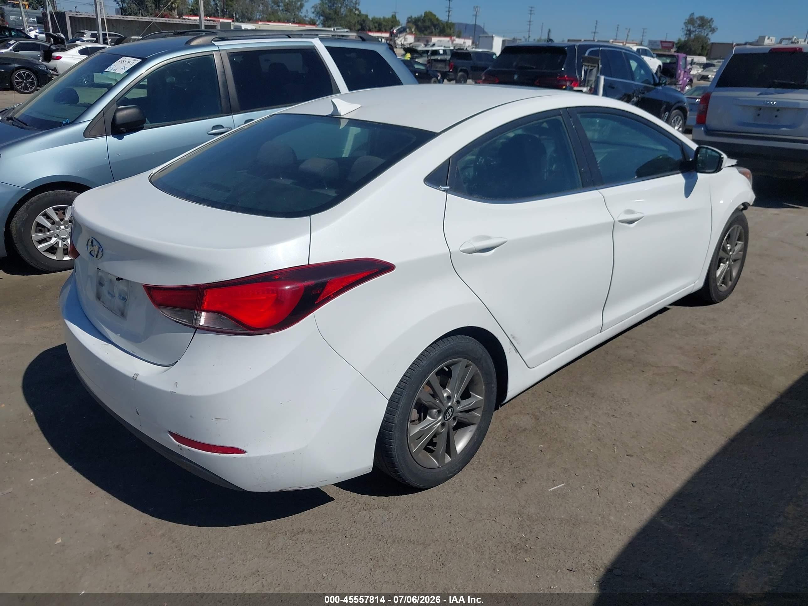 2015 Hyundai Elantra Se White vin: 5NPDH4AE2FH554177