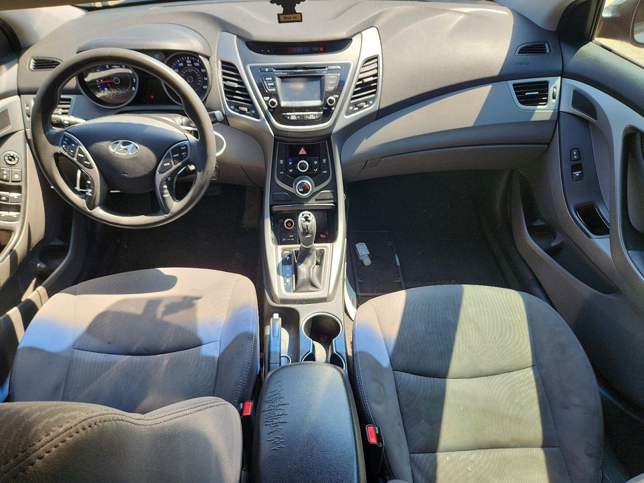 2015 Hyundai Elantra Se Silver vin: 5NPDH4AE2FH556317