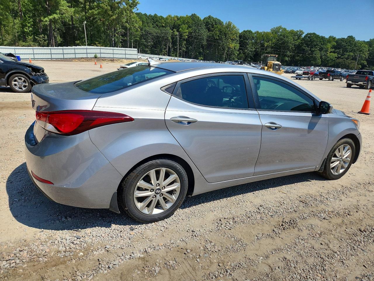 2015 Hyundai Elantra Se Silver vin: 5NPDH4AE2FH556317