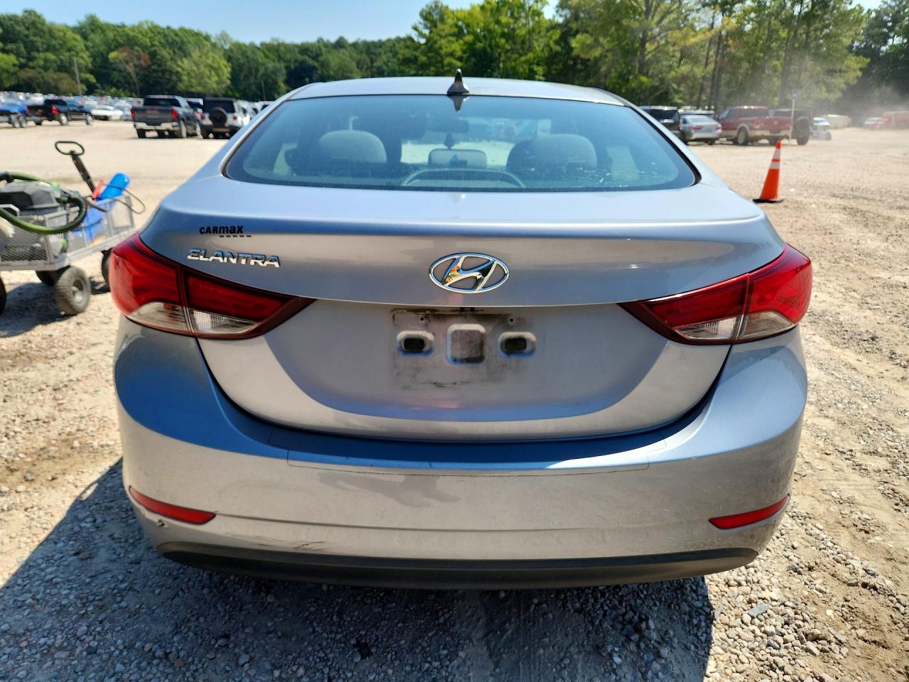 2015 Hyundai Elantra Se Silver vin: 5NPDH4AE2FH556317