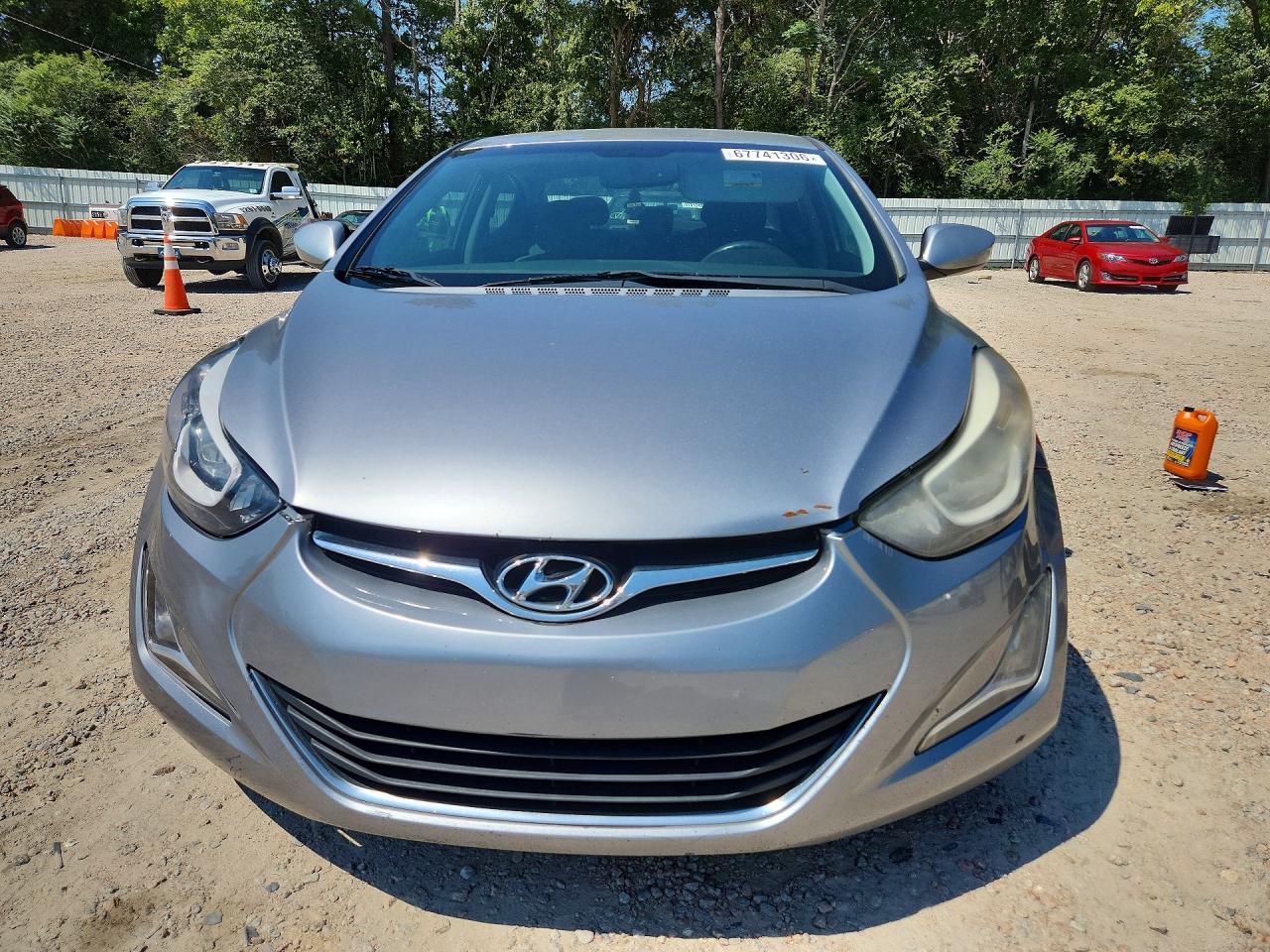 2015 Hyundai Elantra Se Silver vin: 5NPDH4AE2FH556317