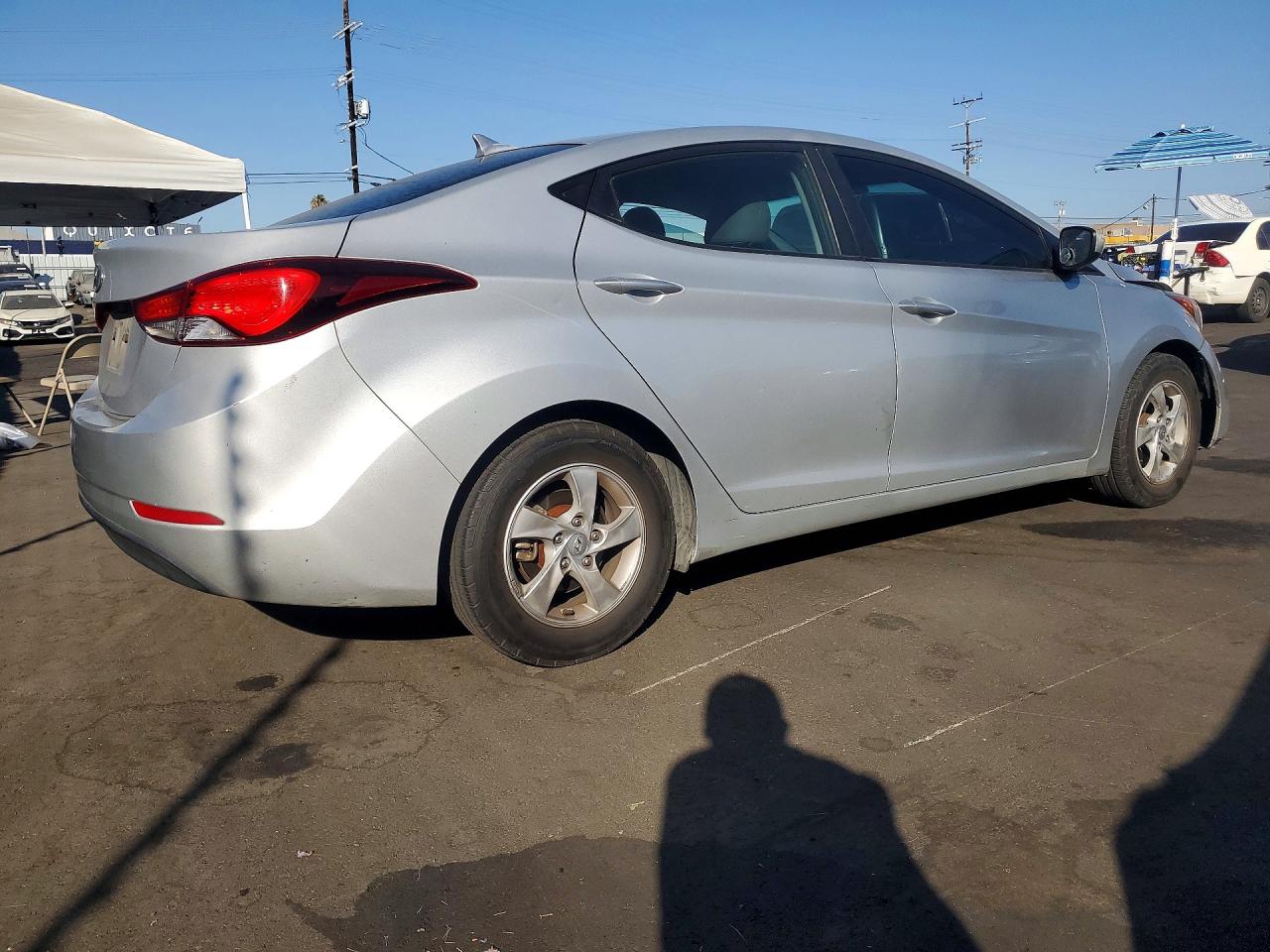 2015 Hyundai Elantra Se Silver vin: 5NPDH4AE2FH558701