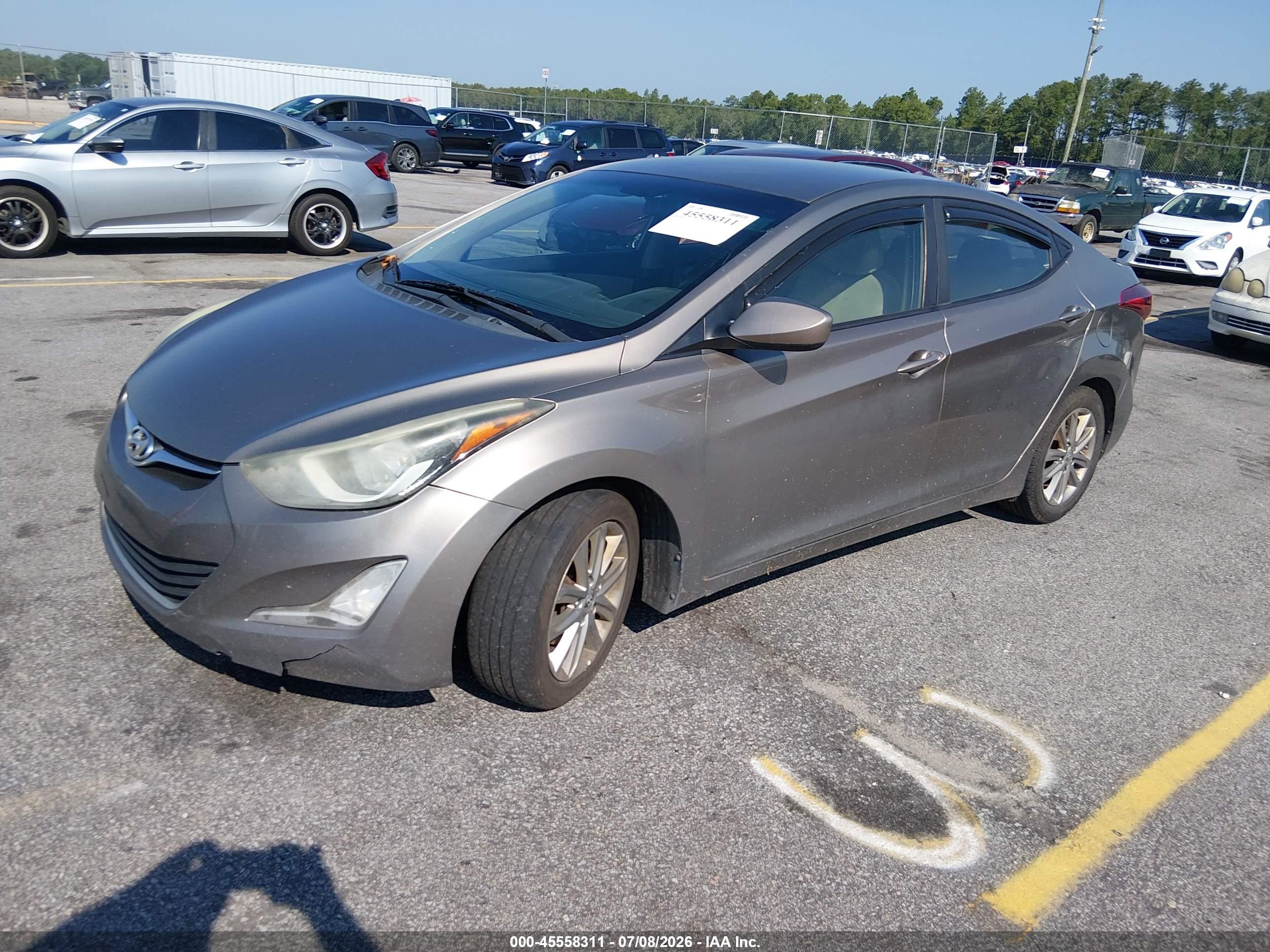2015 Hyundai Elantra Se Brown vin: 5NPDH4AE2FH561081