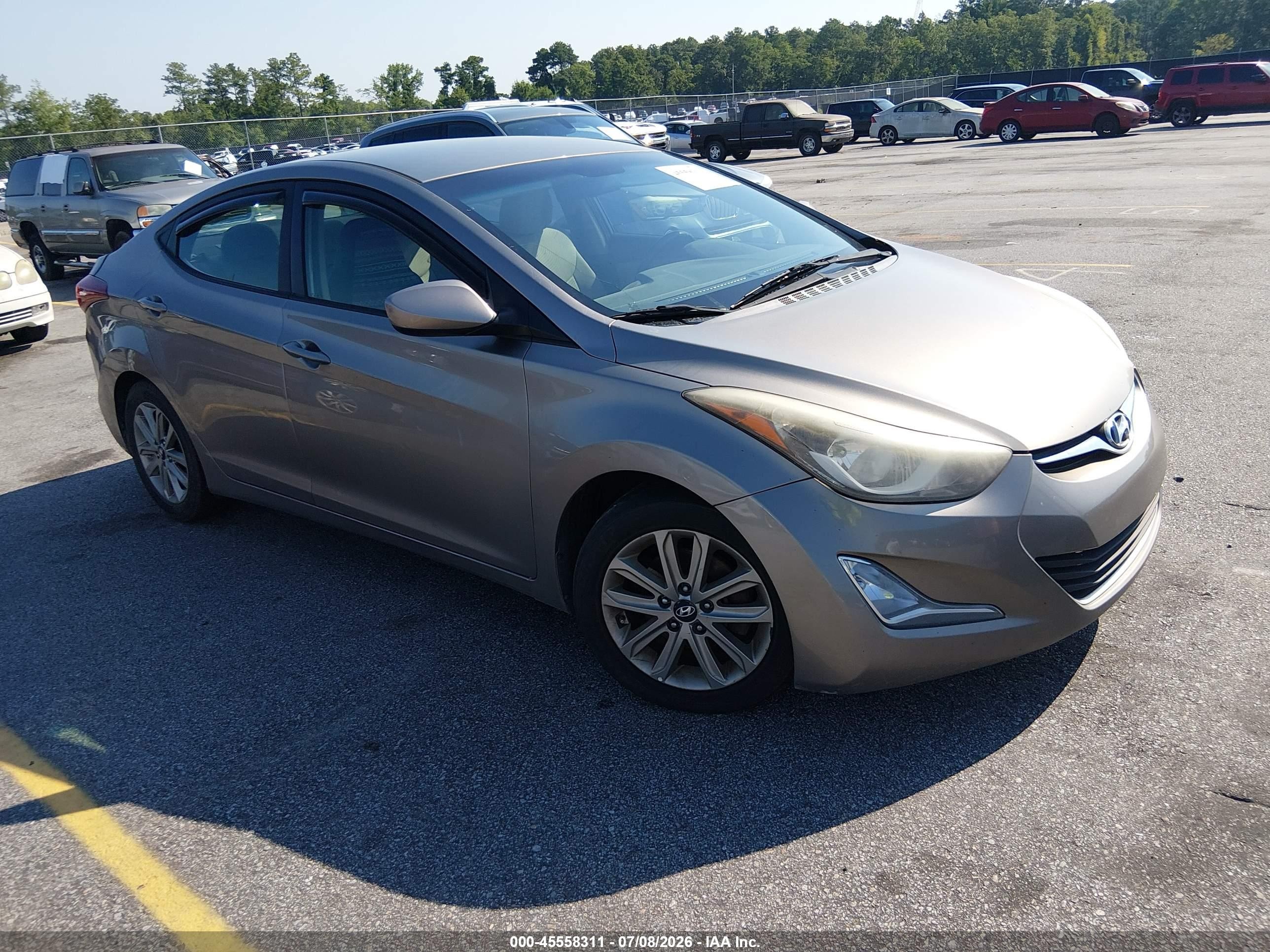 2015 Hyundai Elantra Se Brown vin: 5NPDH4AE2FH561081