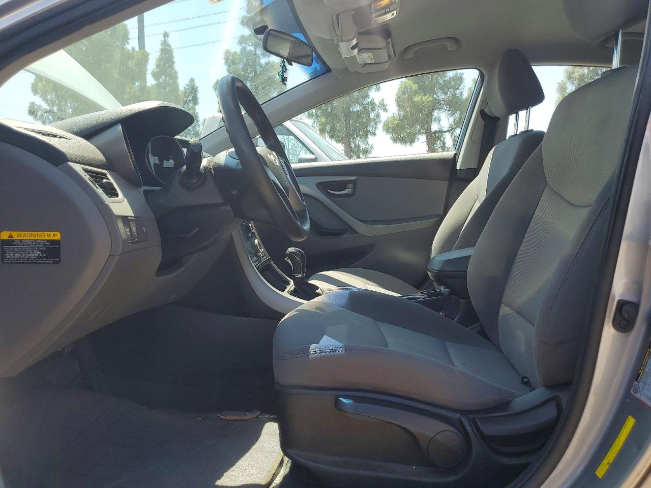 2015 Hyundai Elantra Se Silver vin: 5NPDH4AE2FH561470