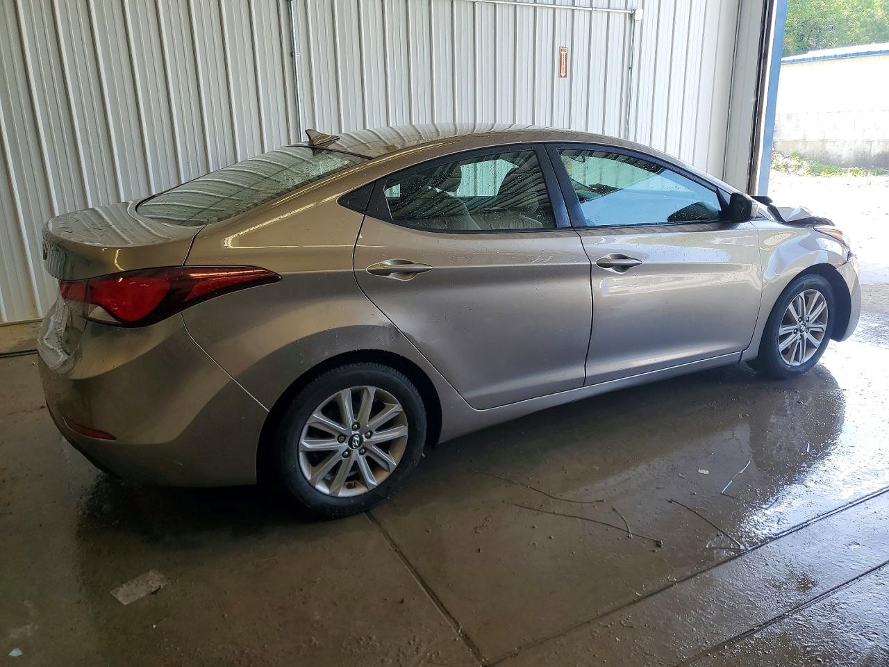 2015 Hyundai Elantra Se Beige vin: 5NPDH4AE2FH568791
