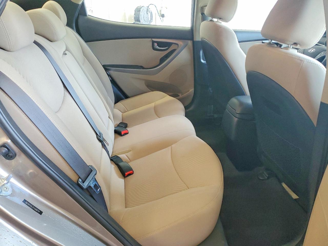 2015 Hyundai Elantra Se Beige vin: 5NPDH4AE2FH568791