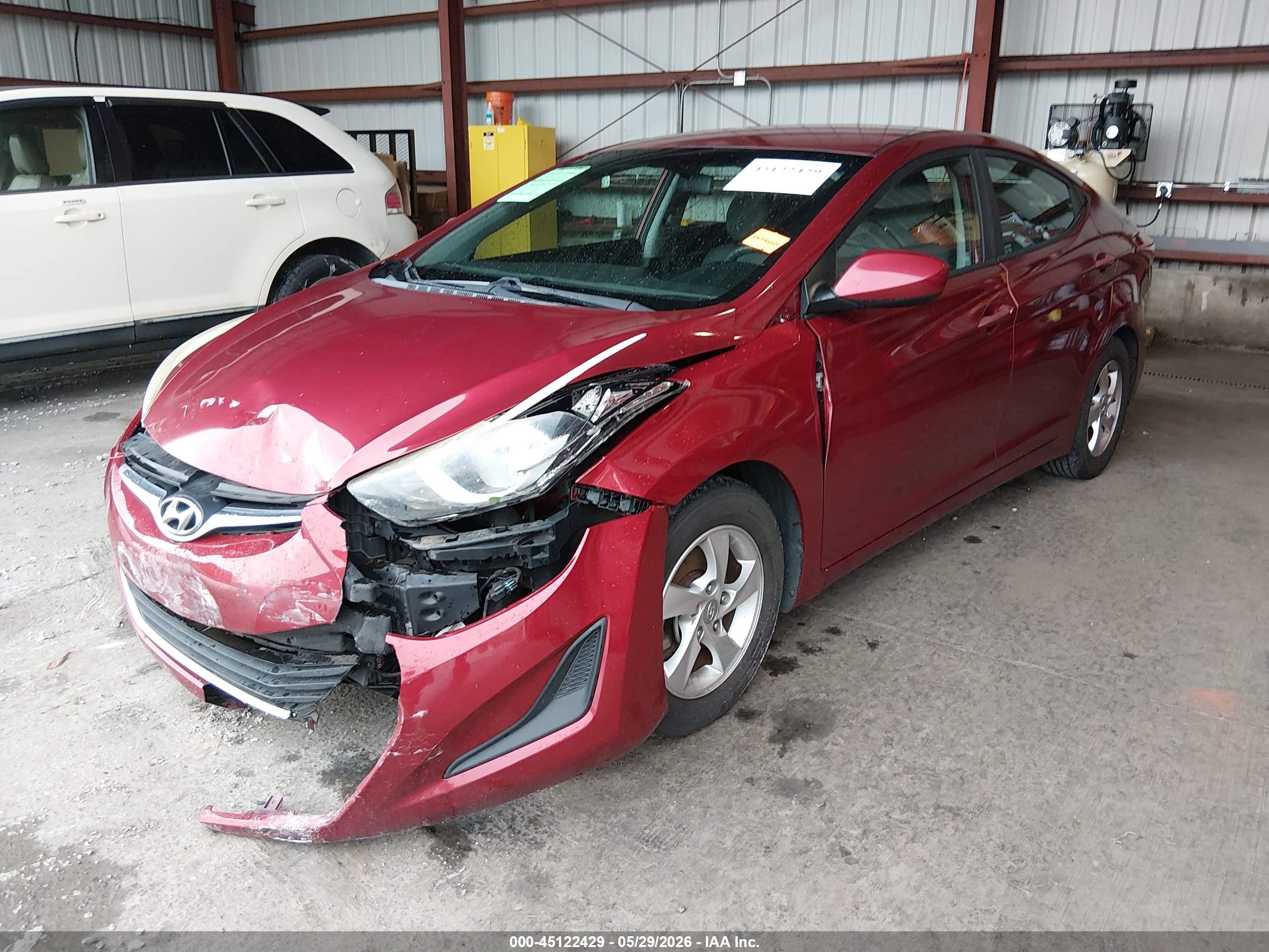 2015 Hyundai Elantra Se Red vin: 5NPDH4AE2FH580021