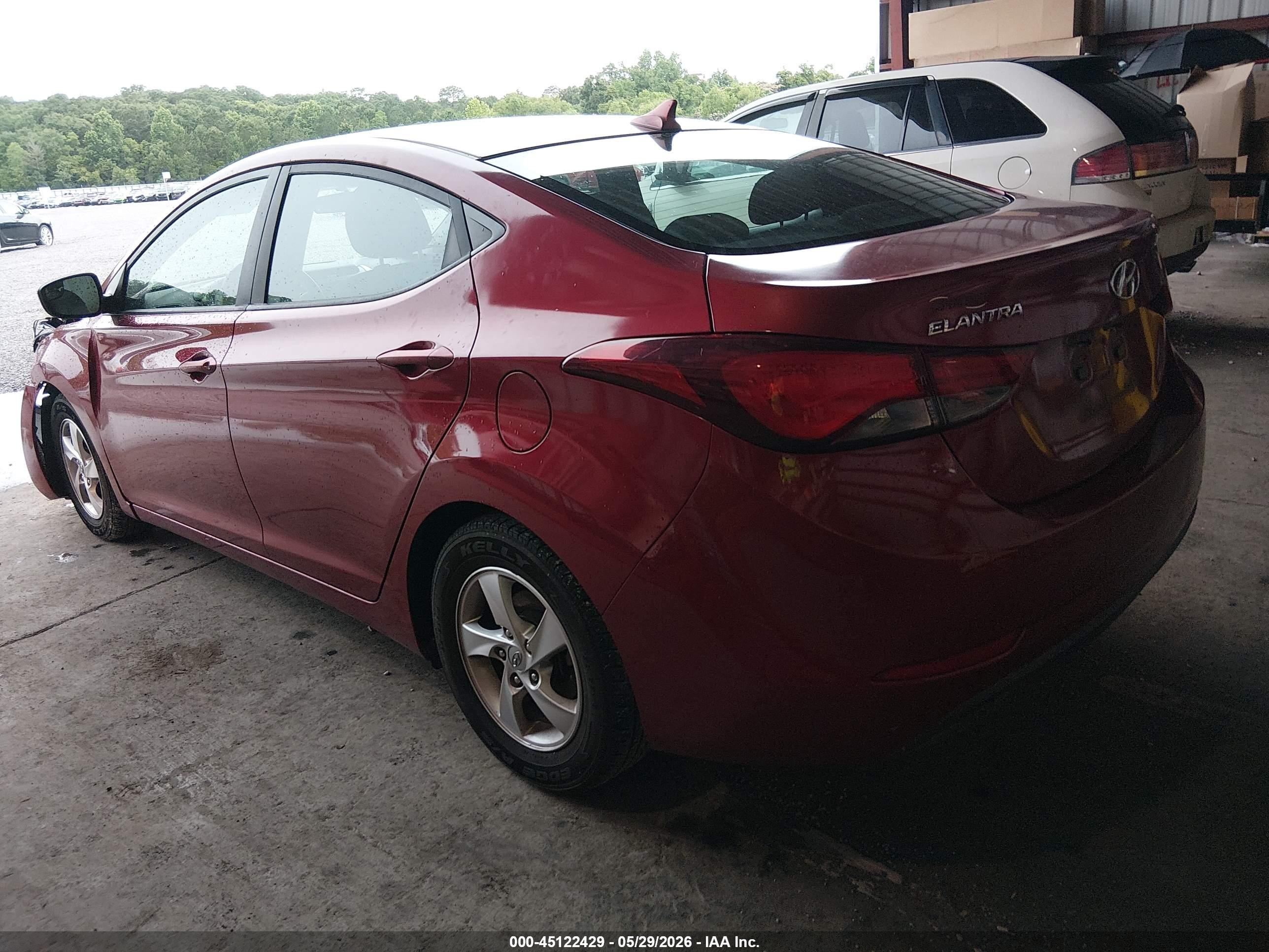 2015 Hyundai Elantra Se Red vin: 5NPDH4AE2FH580021