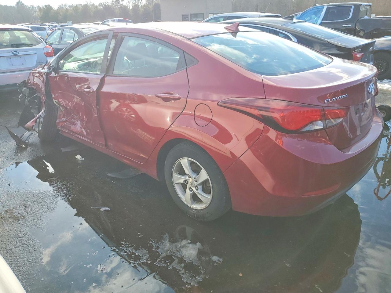 2015 Hyundai Elantra Se Красный vin: 5NPDH4AE2FH584263