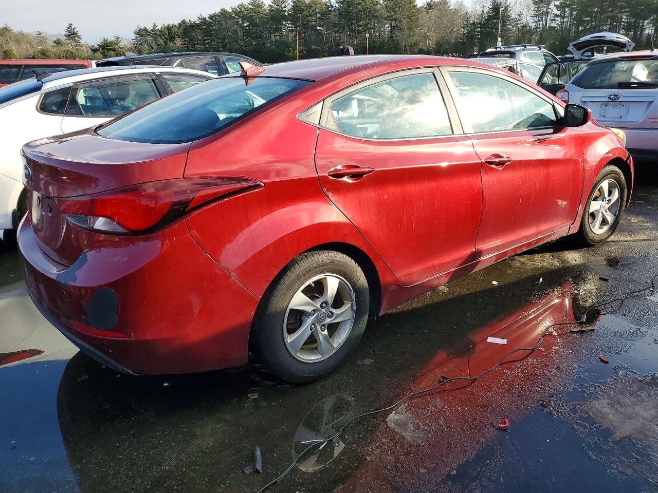 2015 Hyundai Elantra Se Красный vin: 5NPDH4AE2FH584263