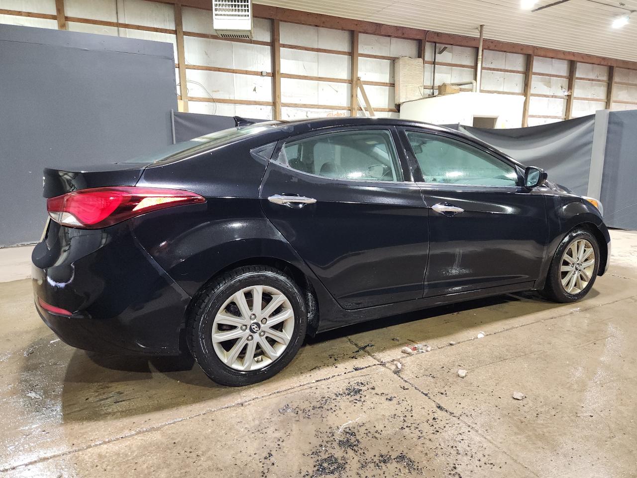 2015 Hyundai Elantra Se Black vin: 5NPDH4AE2FH586515 Damage: Right Qtr Panel, Dent(S) W/ Paint Dmg, 1 To 2 Inches