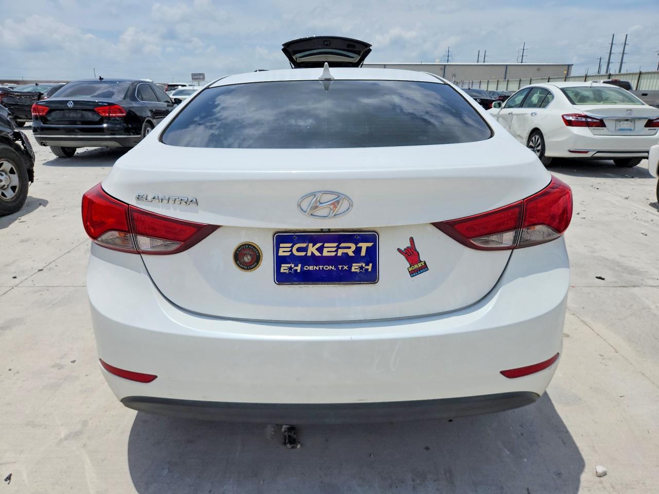 2015 Hyundai Elantra Se White vin: 5NPDH4AE2FH587986