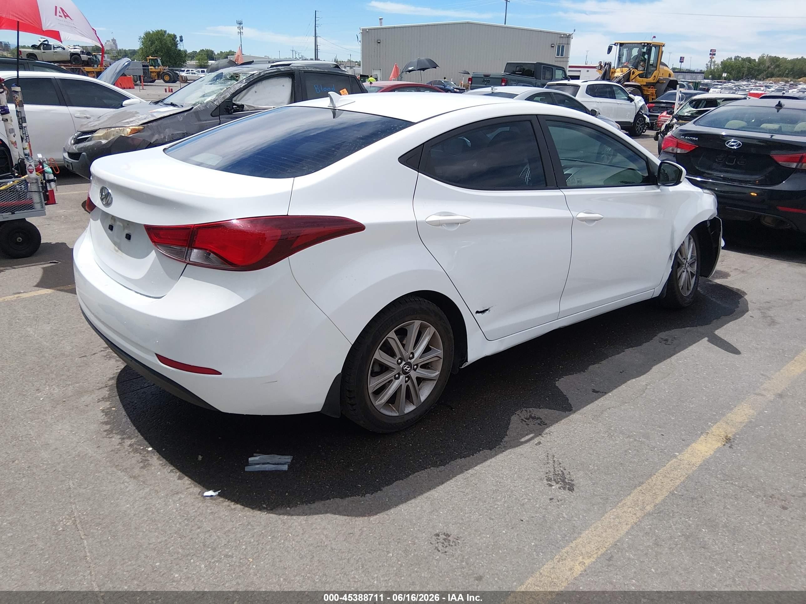 2015 Hyundai Elantra Se White vin: 5NPDH4AE2FH588894