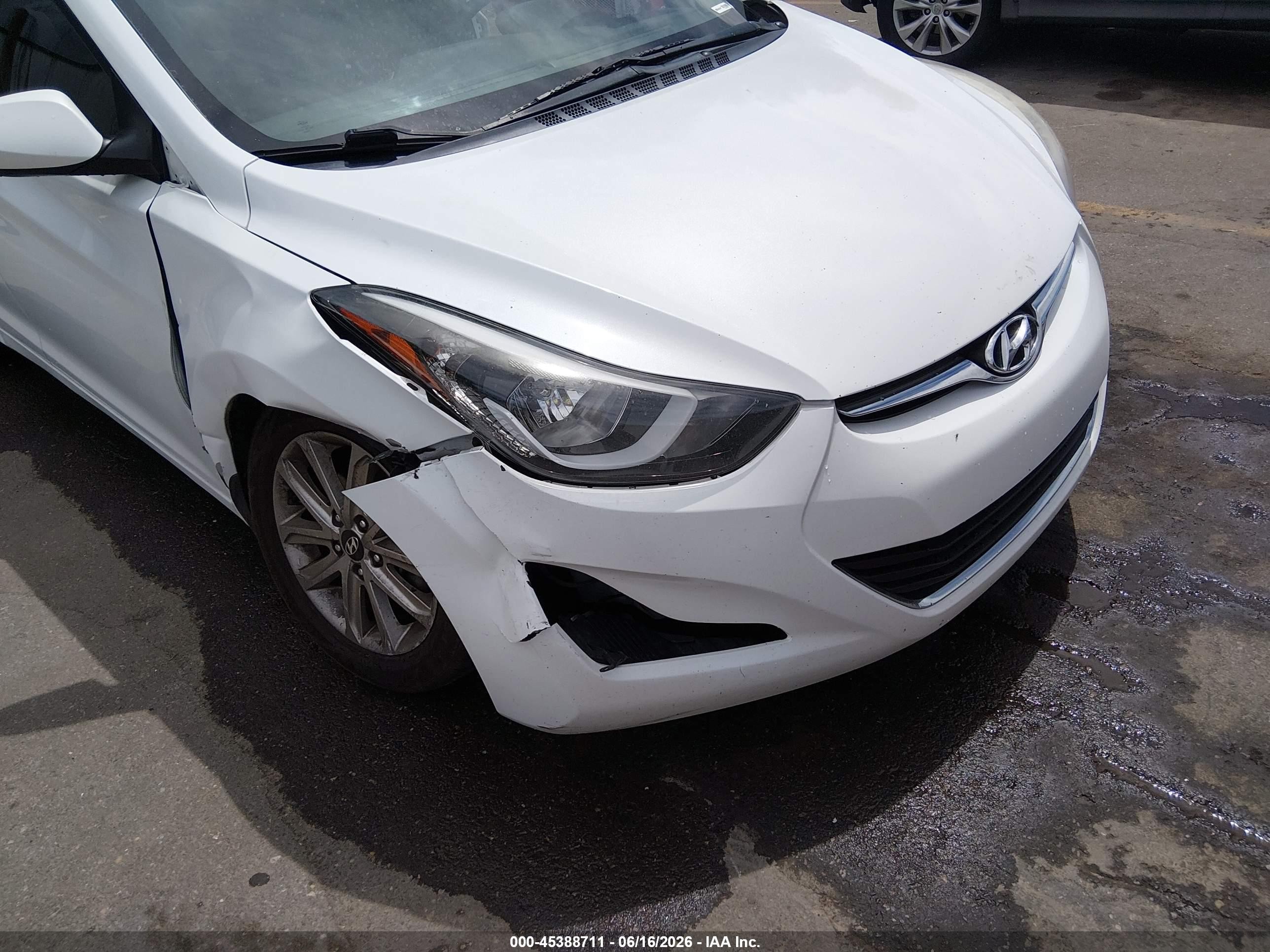 2015 Hyundai Elantra Se White vin: 5NPDH4AE2FH588894