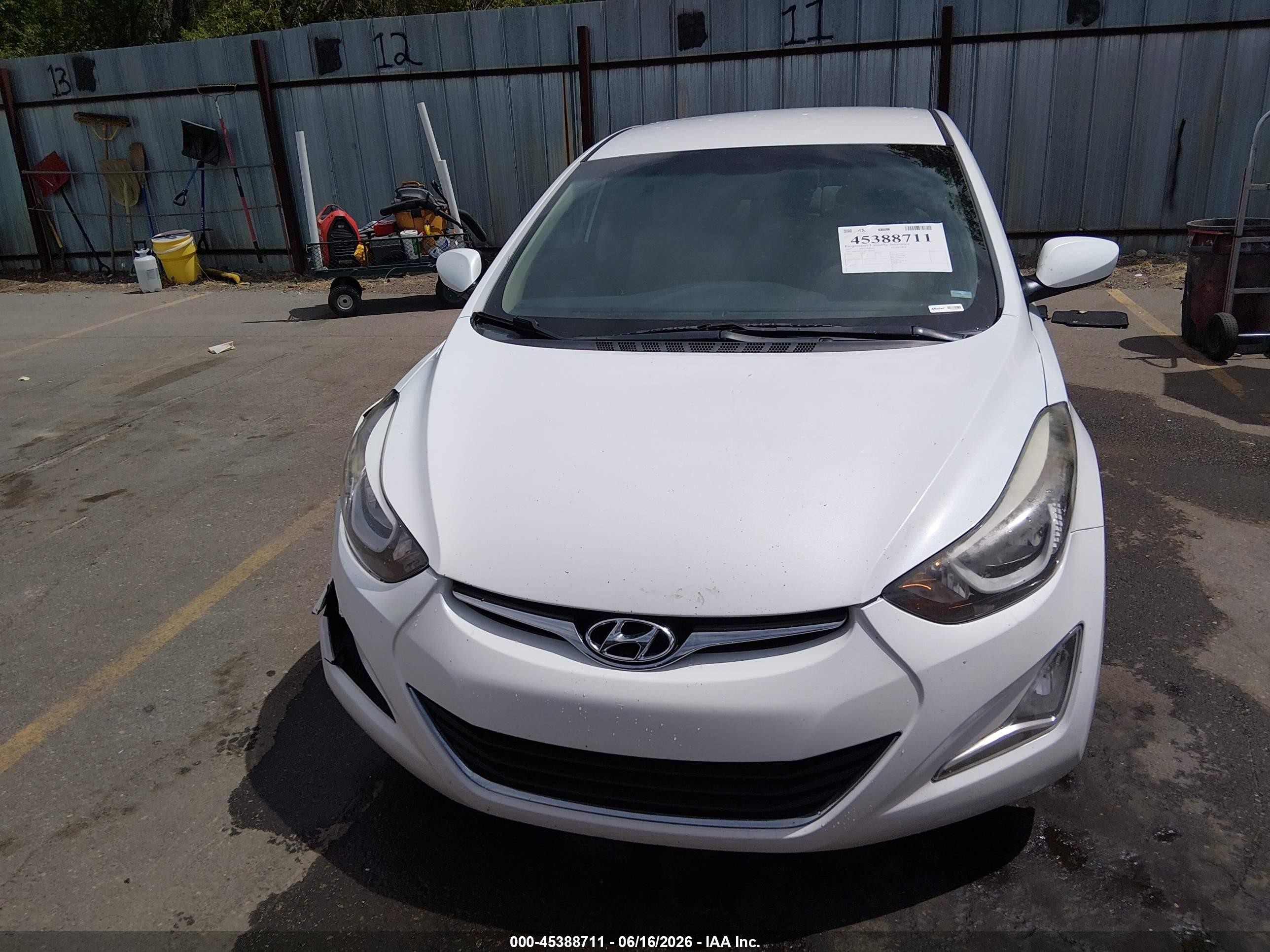 2015 Hyundai Elantra Se White vin: 5NPDH4AE2FH588894