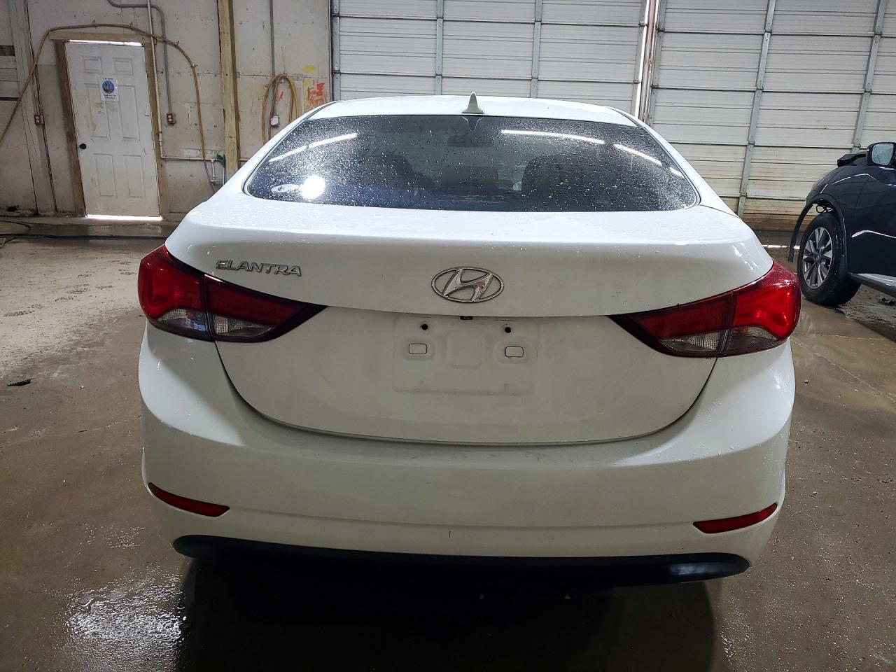 2015 Hyundai Elantra Se White vin: 5NPDH4AE2FH608383
