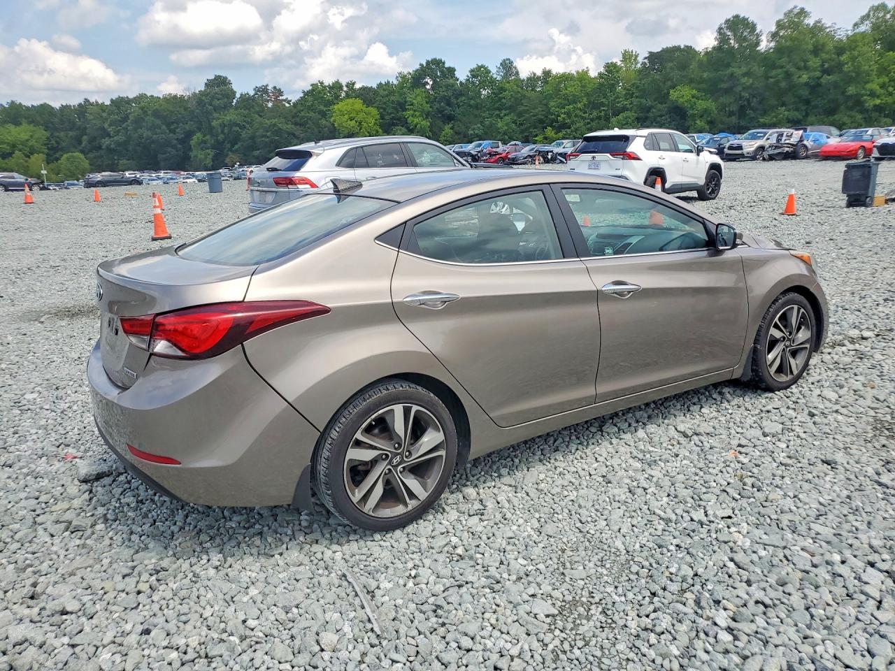 2015 Hyundai Elantra Limited Gold vin: 5NPDH4AE2FH610702