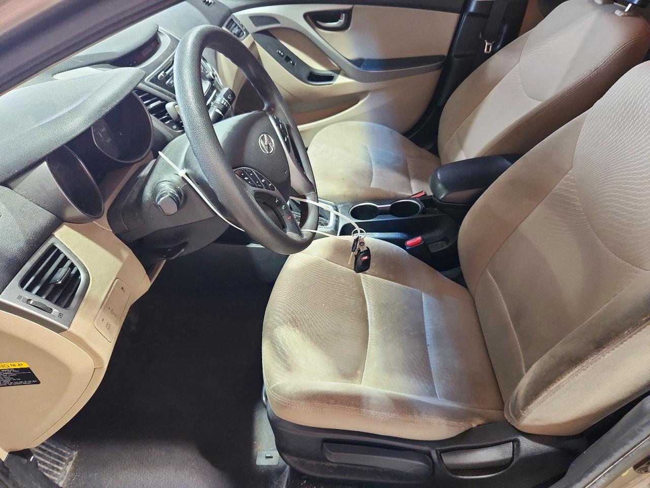 2015 Hyundai Elantra Se Gold vin: 5NPDH4AE2FH618119