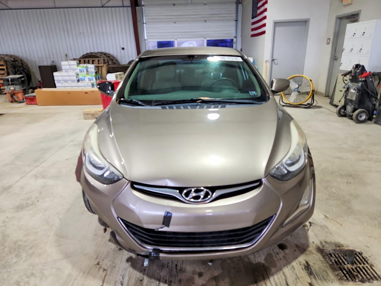 2015 Hyundai Elantra Se Gold vin: 5NPDH4AE2FH618119