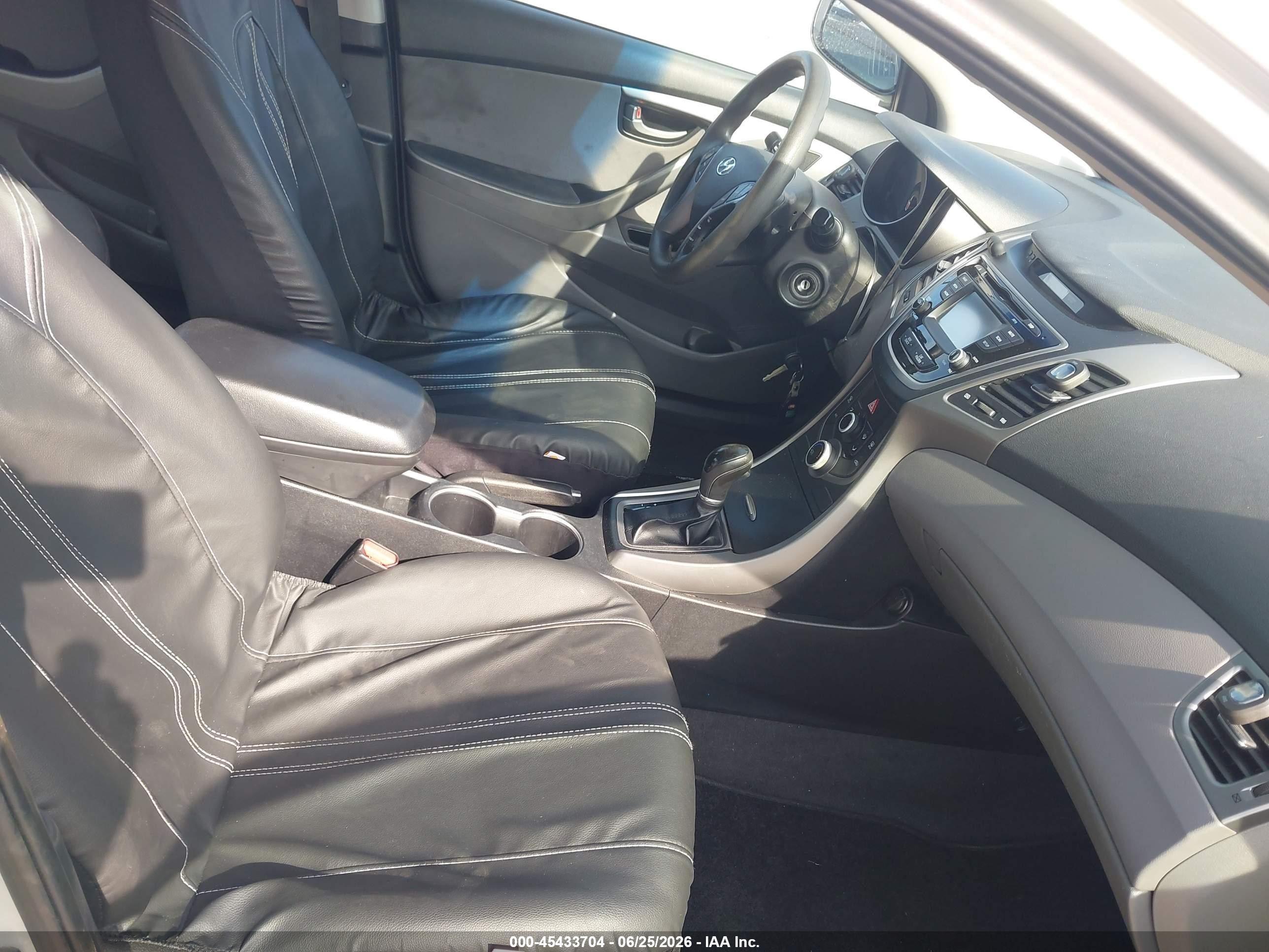 2015 Hyundai Elantra Se Silver vin: 5NPDH4AE2FH624065