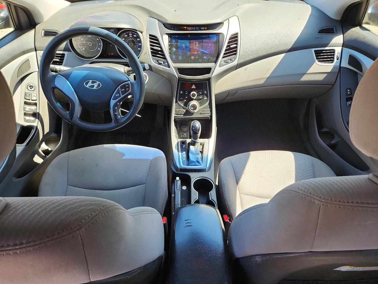 2015 Hyundai Elantra Se Красный vin: 5NPDH4AE2FH633347