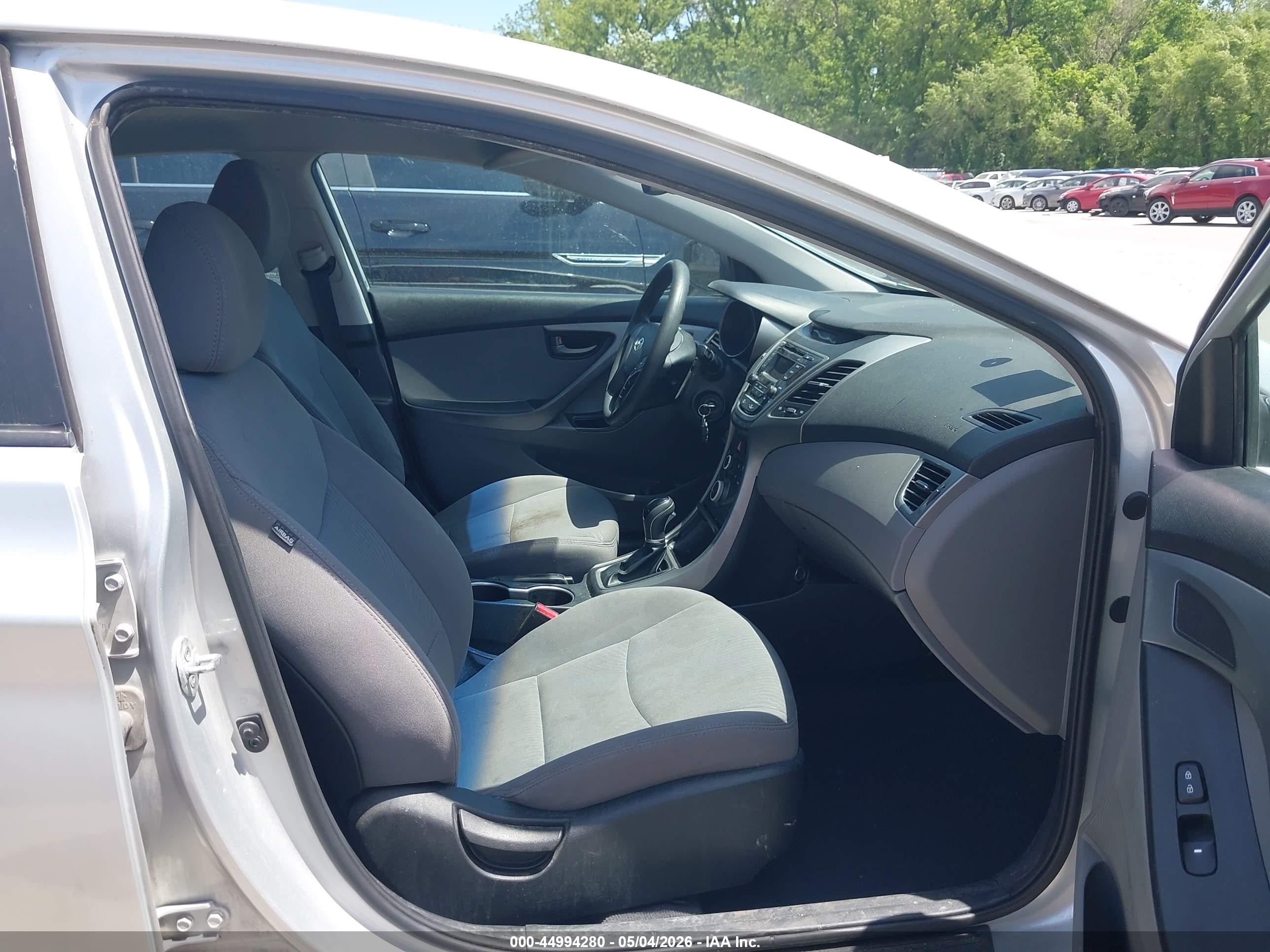 2015 Hyundai Elantra Se Silver vin: 5NPDH4AE2FH636748