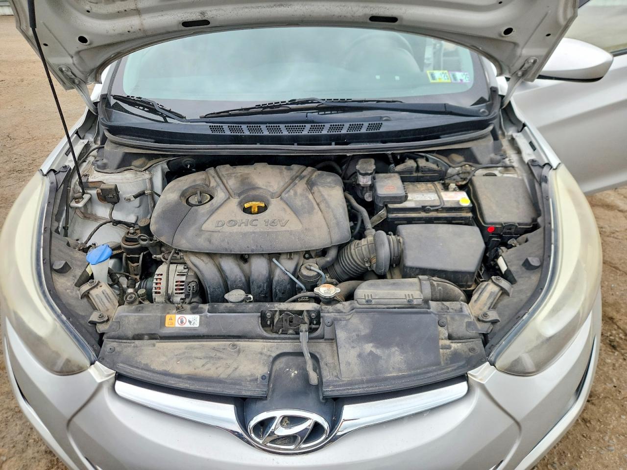 2016 Hyundai Elantra Se Silver vin: 5NPDH4AE2GH678581