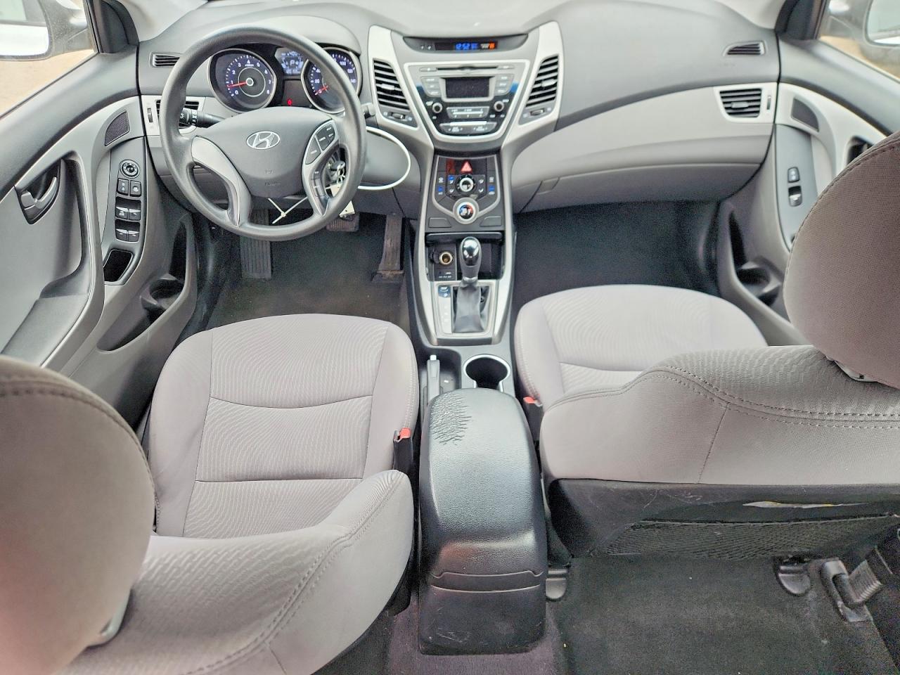2016 Hyundai Elantra Se Silver vin: 5NPDH4AE2GH678581