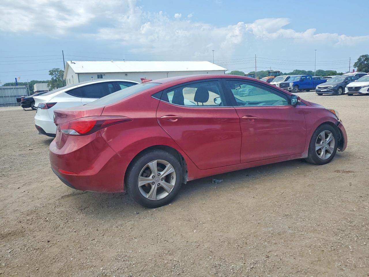 2016 Hyundai Elantra Value Edition Красный vin: 5NPDH4AE2GH711966