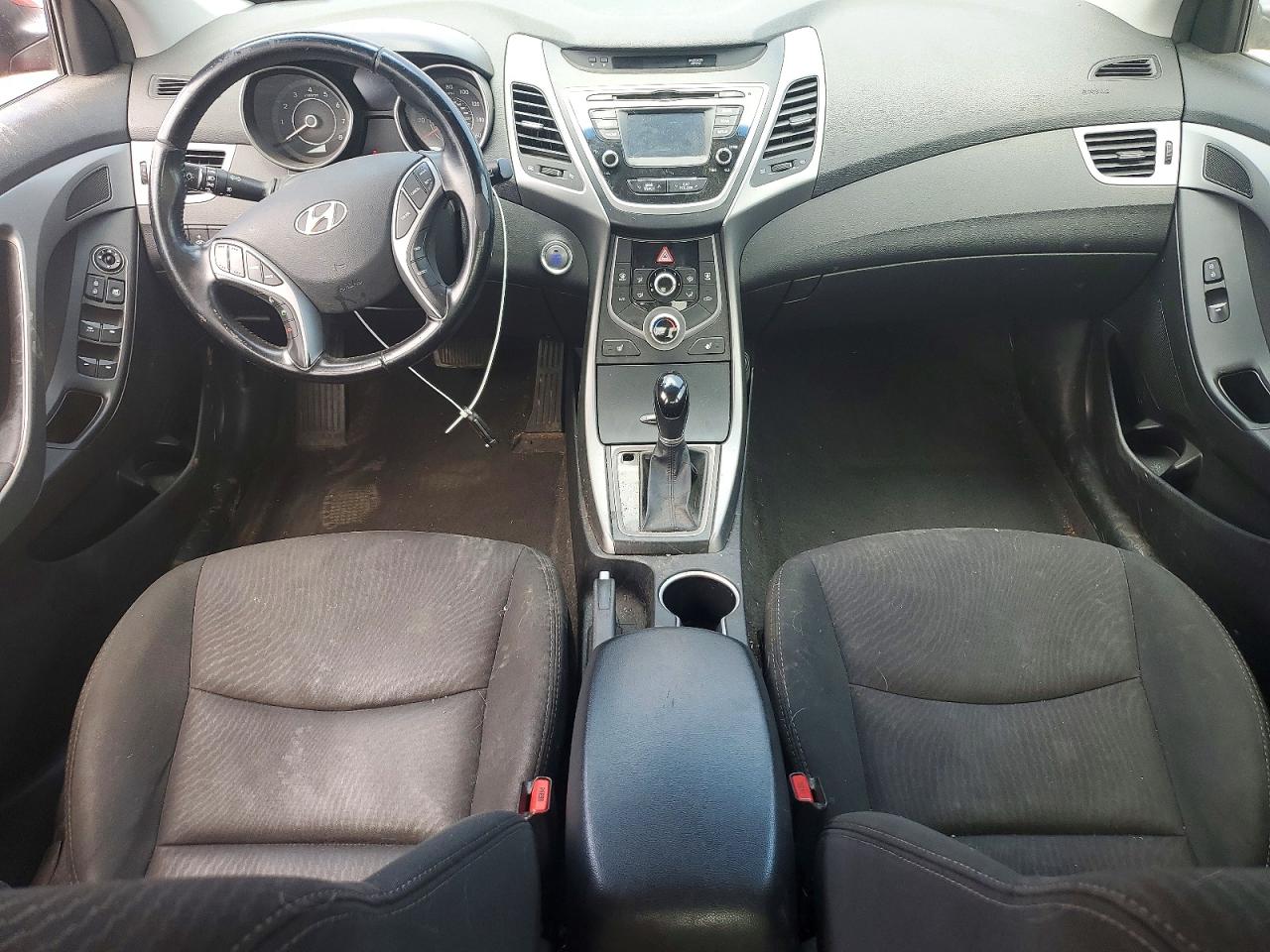 2016 Hyundai Elantra Value Edition Красный vin: 5NPDH4AE2GH711966