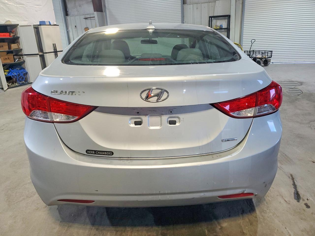 2011 Hyundai Elantra Limited Silver vin: 5NPDH4AE3BH020065