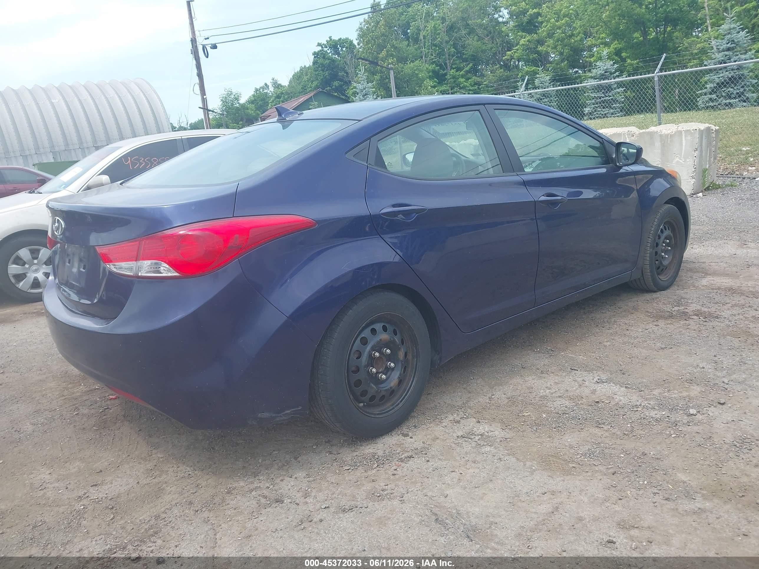 2011 Hyundai Elantra Gls Blue vin: 5NPDH4AE3BH033141