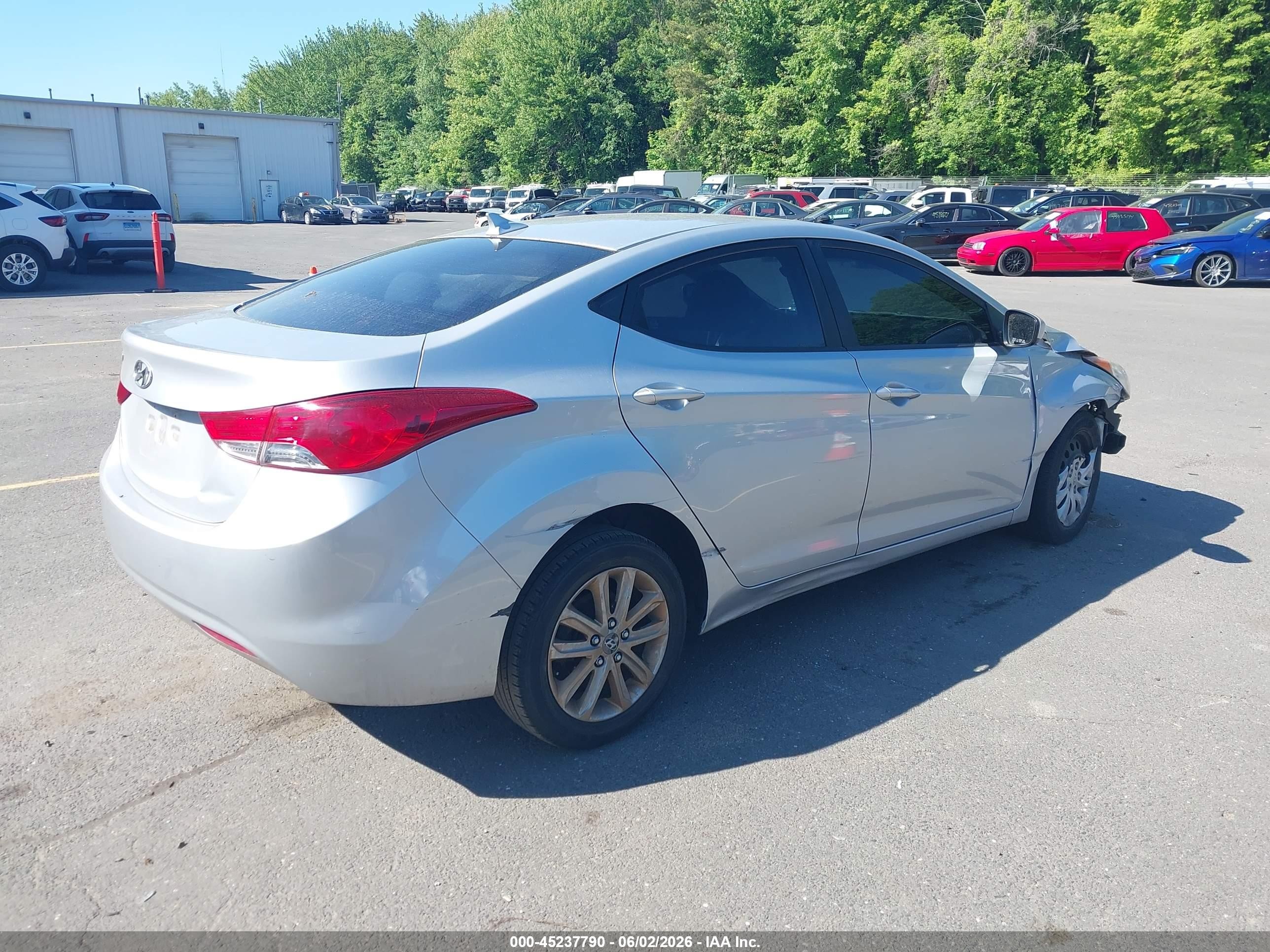 2011 Hyundai Elantra Gls Silver vin: 5NPDH4AE3BH050604