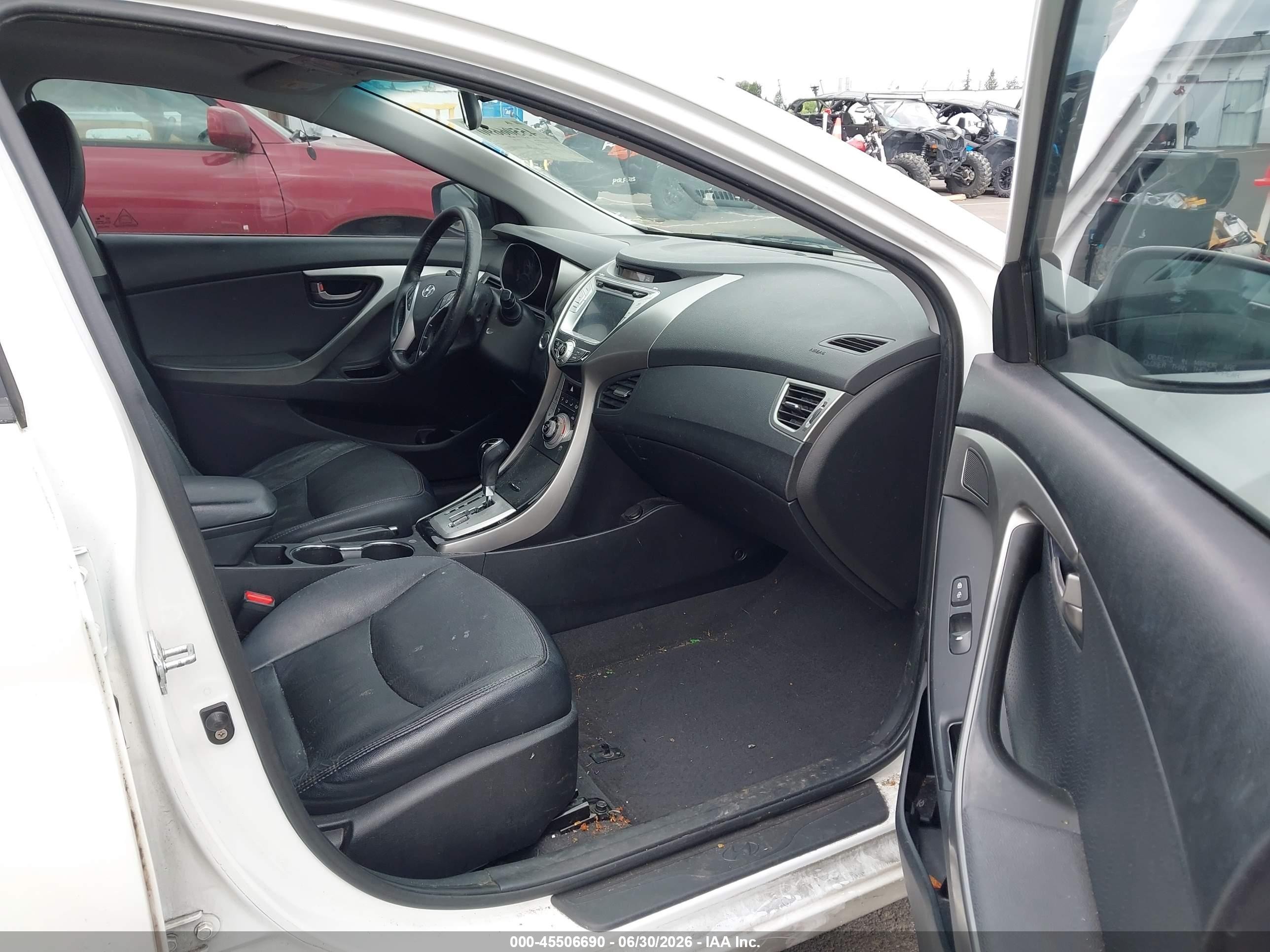 2011 Hyundai Elantra Limited White vin: 5NPDH4AE3BH052398