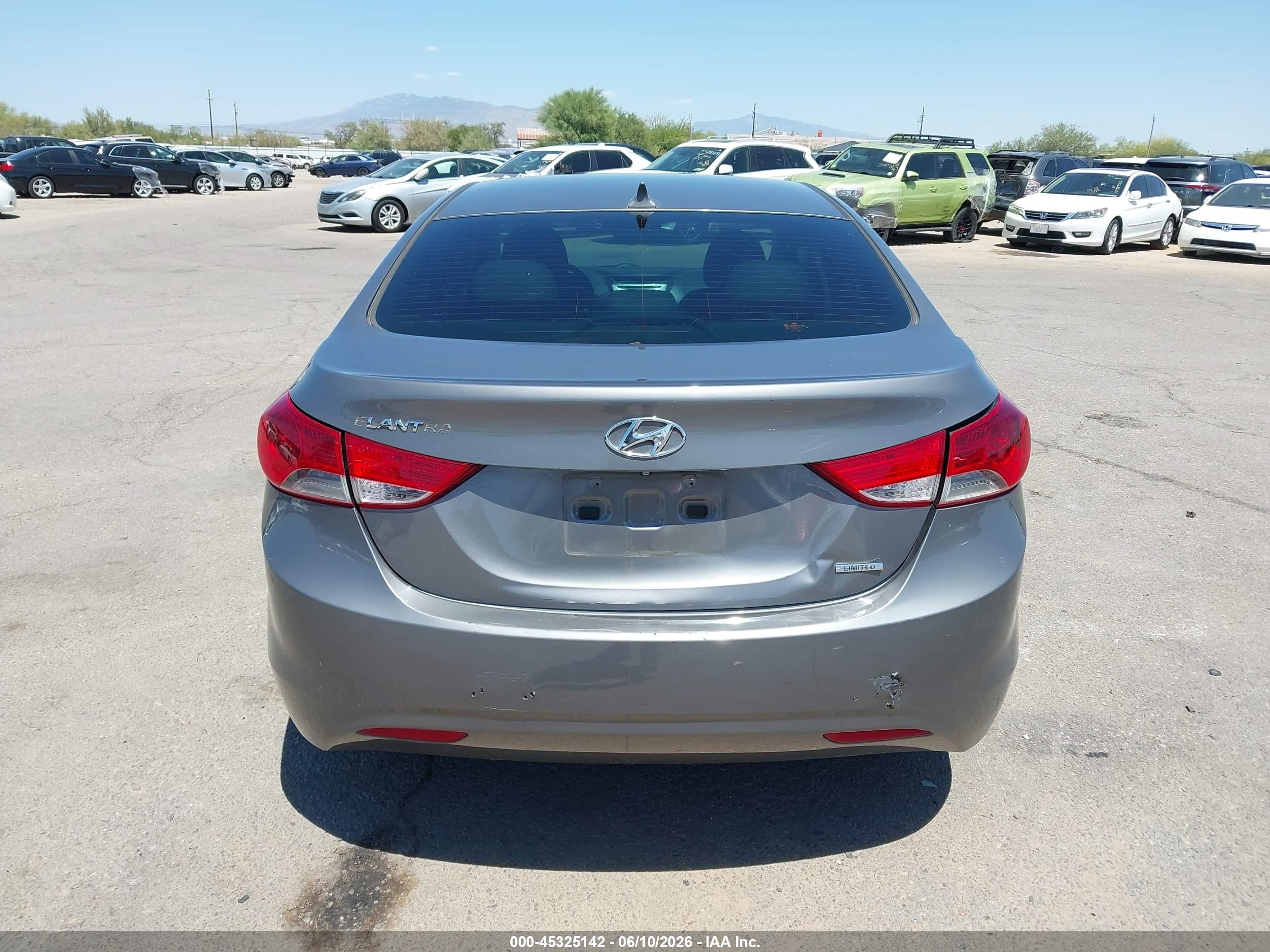 2011 Hyundai Elantra Limited Gray vin: 5NPDH4AE3BH075888