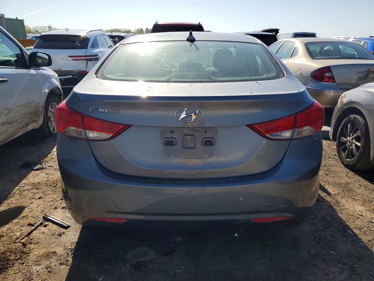 2012 Hyundai Elantra Gls Gray vin: 5NPDH4AE3CH065055
